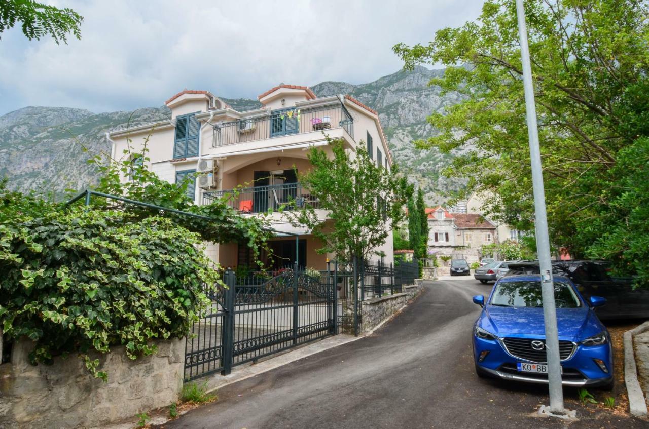 Apartment Radulovic Kotor Exterior photo